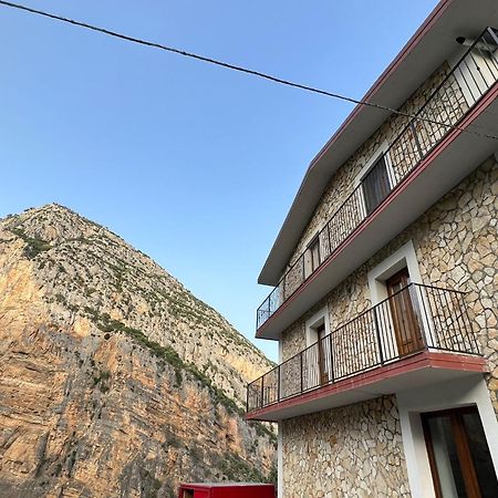L'Oasi Del Raganello Bed and Breakfast Civita Εξωτερικό φωτογραφία