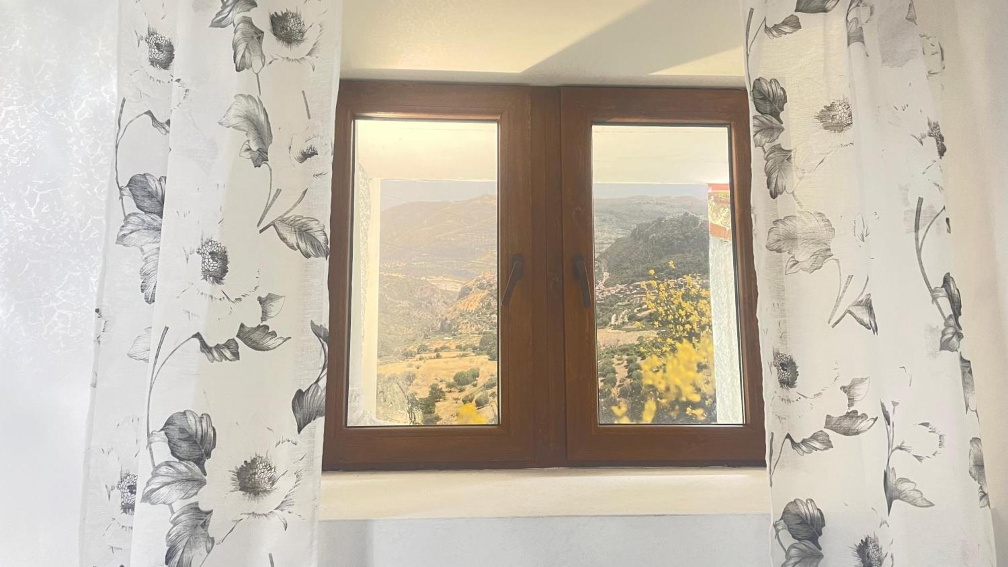 L'Oasi Del Raganello Bed and Breakfast Civita Εξωτερικό φωτογραφία